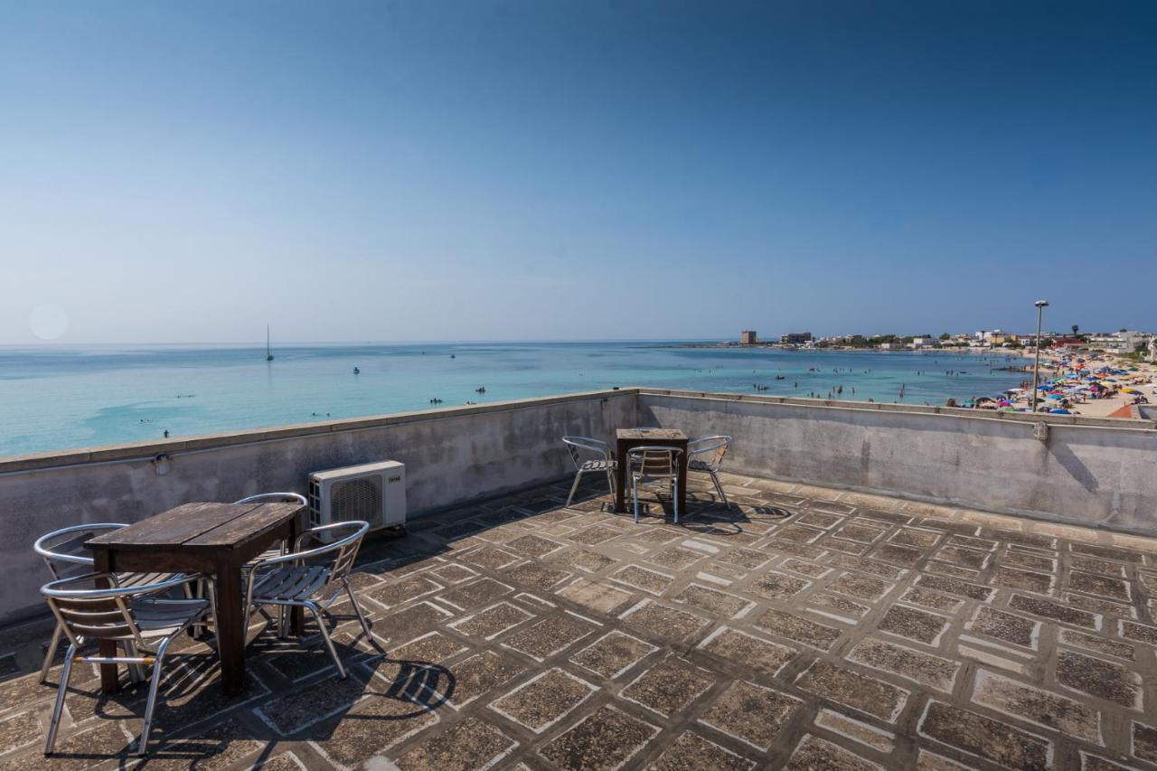 On The Beach Torre Lapillo Exterior photo